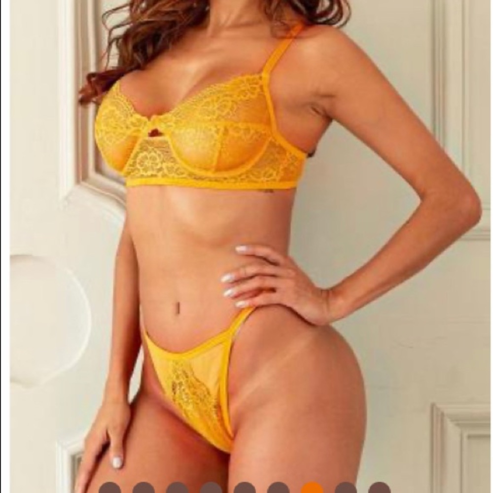 YELLOW BLOSSOM BALCONY AND THONG NWOT - Picture 6 of 8